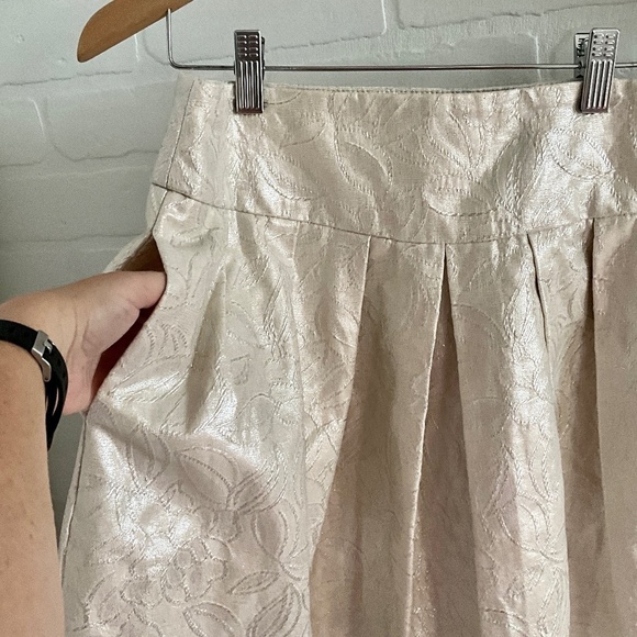 Zara Cream Metallic Shimmery Fairy Brocade Lined Pleated Skirt Pockets L - Picture 12 of 13